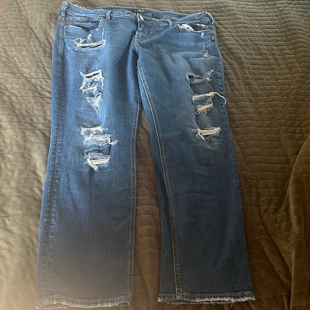 Maurice’s Silver distressed skinny jeans